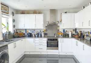 Photo 34- click for photo gallery